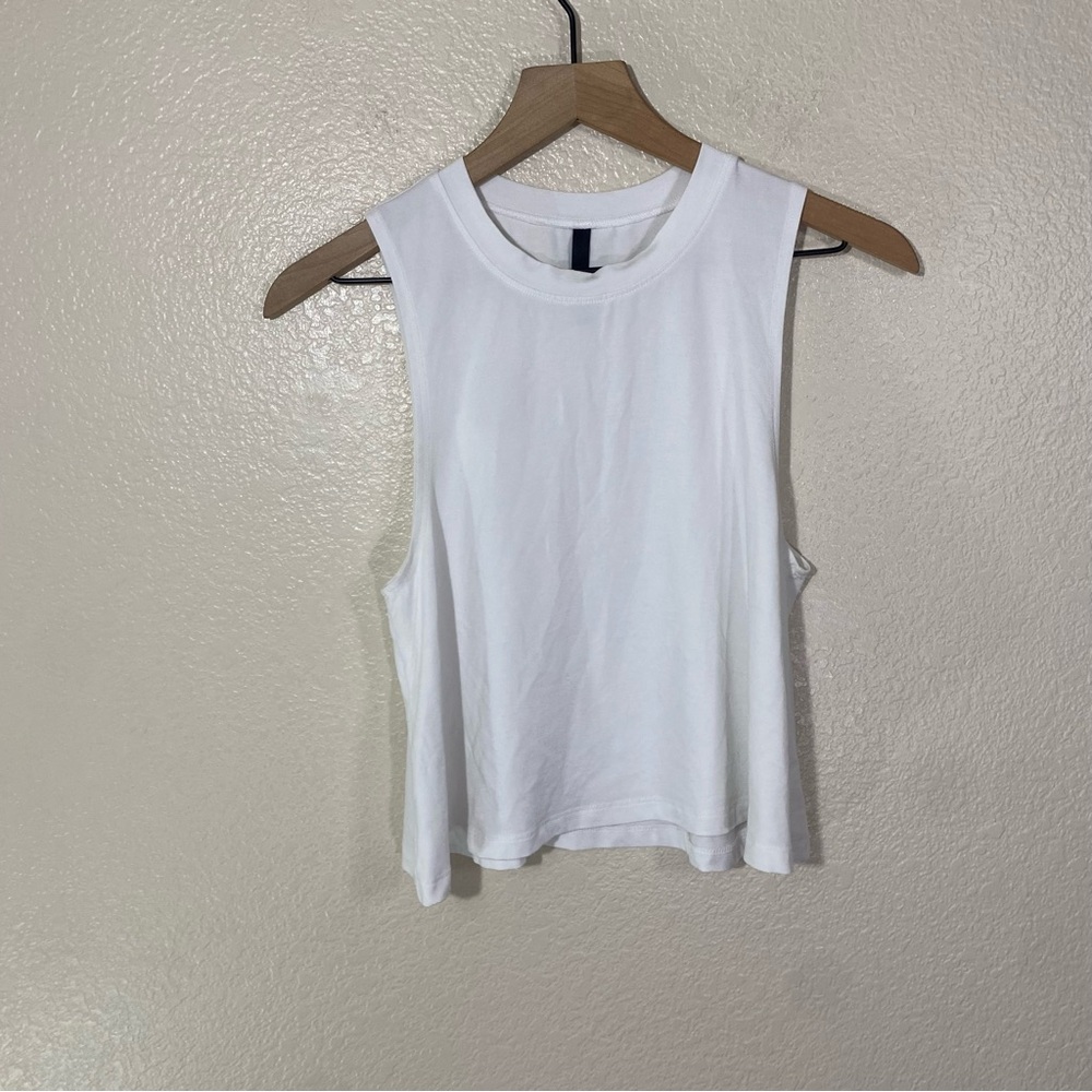 Carbon38 Women’s Crop Muscle Tank Top Athletic White Sz Small - Picture 1 of 5